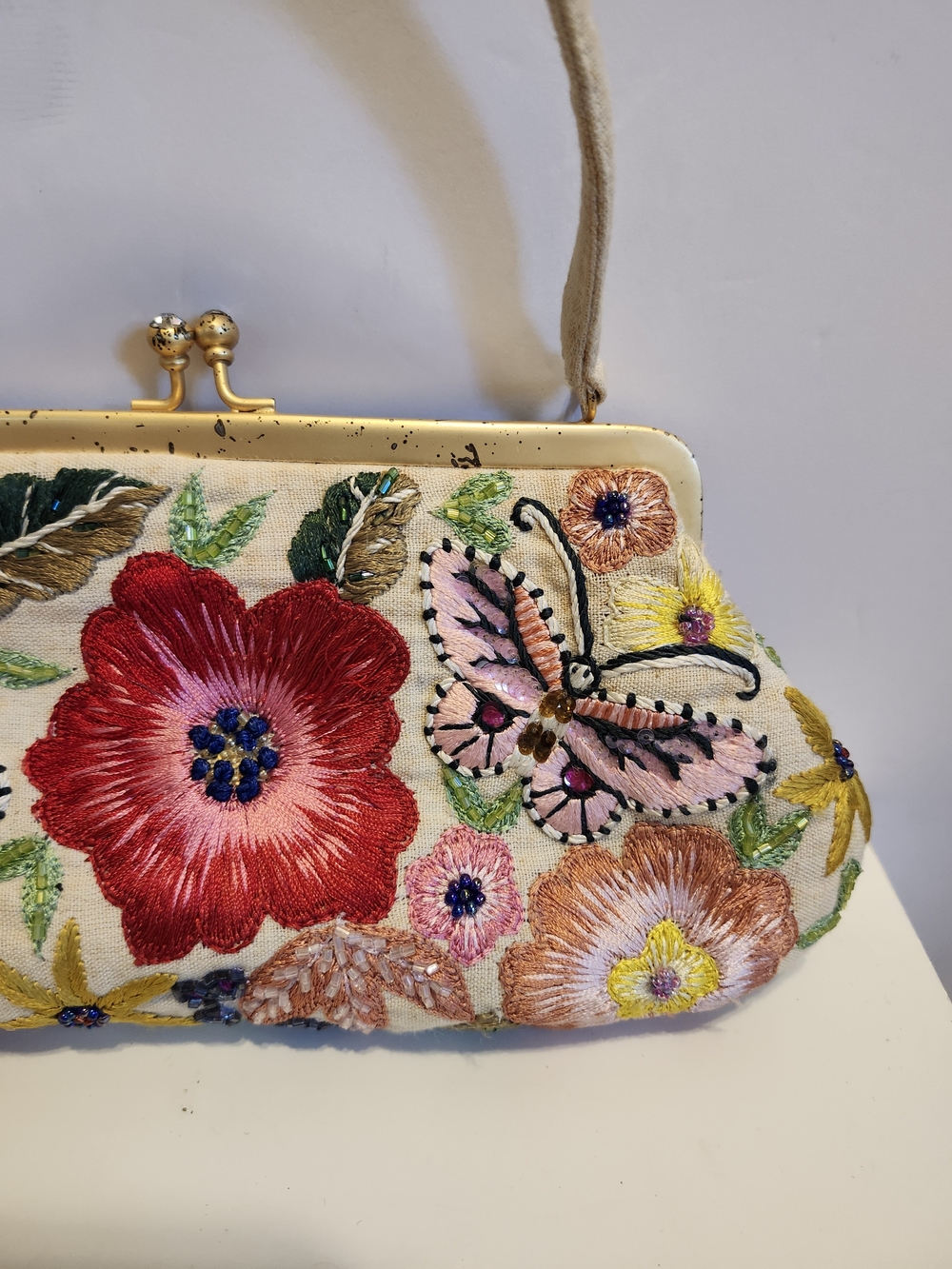 NEW SANTI Embroidered Floral & Butterfly Natural Linen Canvas Evening Bag $165 - Picture 5 of 9